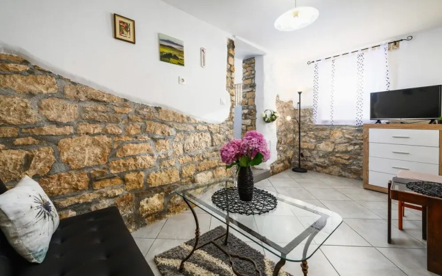 Awesome Home in Barat With Jacuzzi, Wifi and 1 Bedrooms