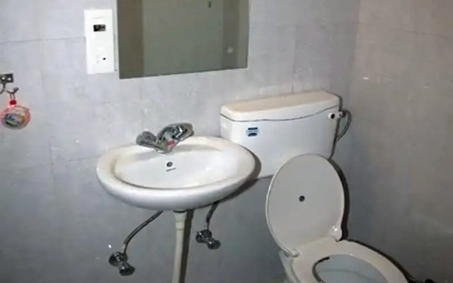 Hotel Chit Chat Palace