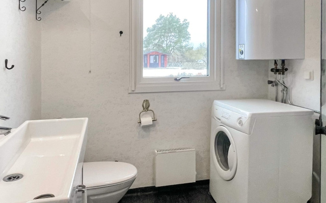6 Person Holiday Home in Lottorp