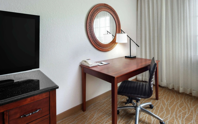 DoubleTree by Hilton Sunrise - Sawgrass Mills