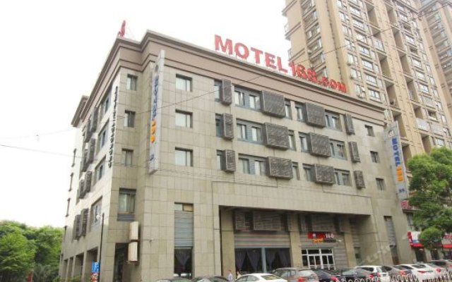 Отель Motel 168 Wu Chang Railway Station Inn Китай, Ухань - отзывы, цены и фото номеров - забронировать отель Motel 168 Wu Chang Railway Station Inn онлайн вид на фасад