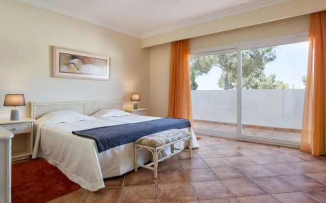 V2 GARRaO 650M FROM THE BEACH