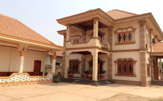 Vannaphone Guesthouse