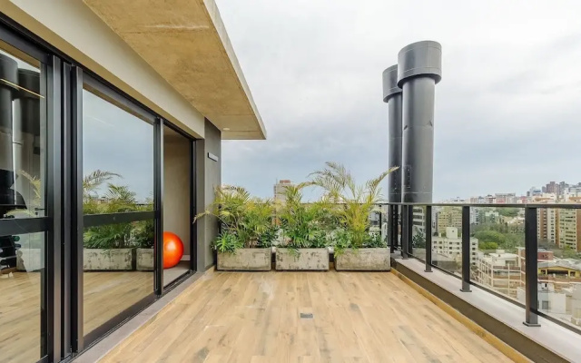 Apartment in Condominium With Gym in PoA - Ips0701