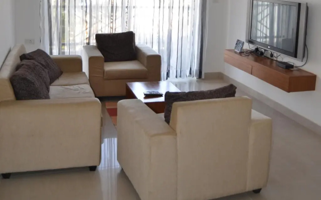 Boulevard Riviera Apartment