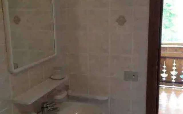 Albergo Garnì Ajarnola