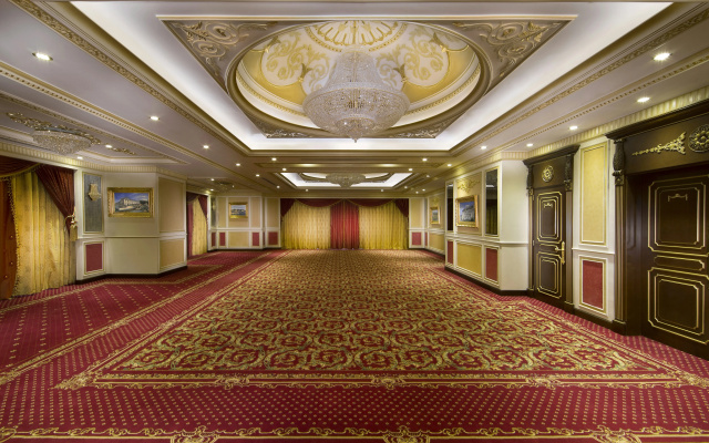 Royal Rose Hotel Abu Dhabi, Curio Collection by Hilton