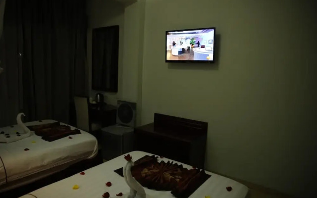 Rahnile Hotel