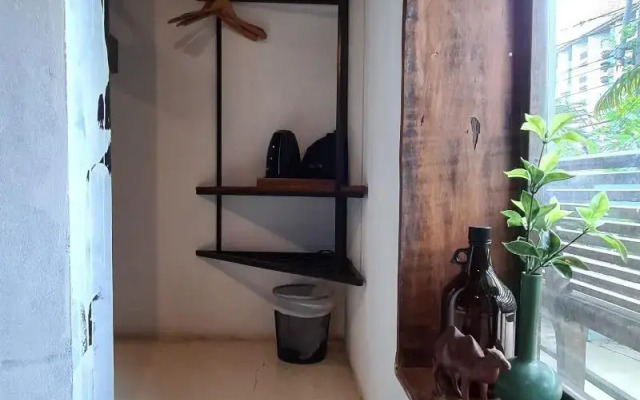 Hand Hotel