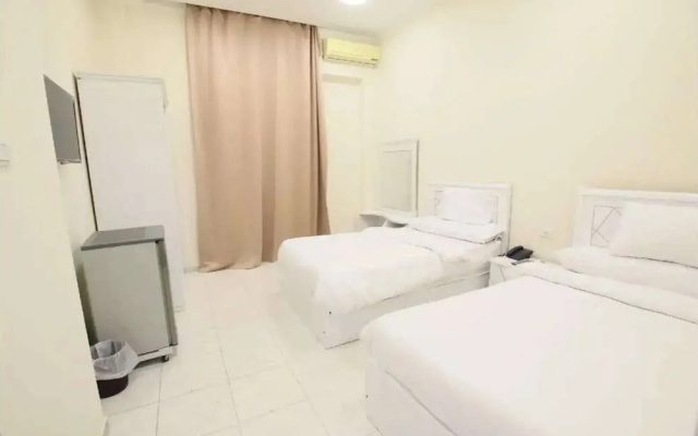 Cairo Crown Hotel