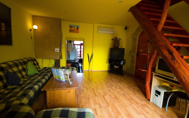 7x24 Central Hostel
