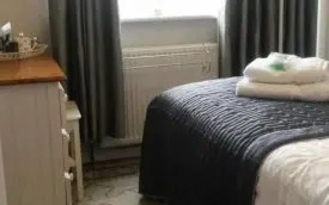 Sandsides Guest House