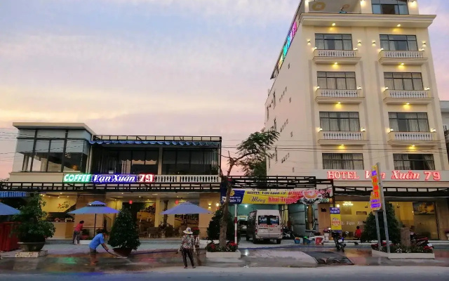 Hotel Van Xuan 79