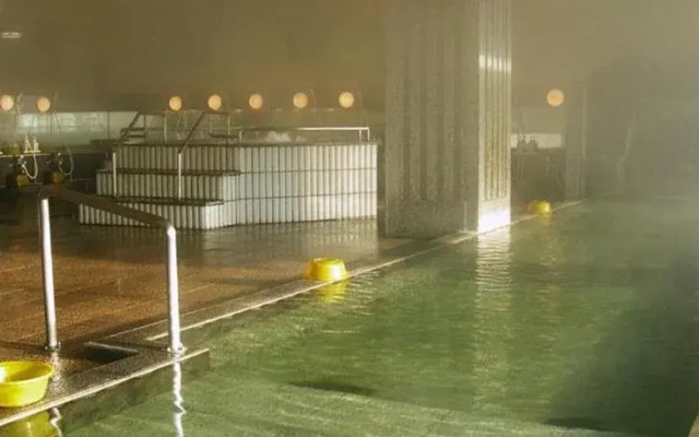 Ryotsu Yamaki Hotel