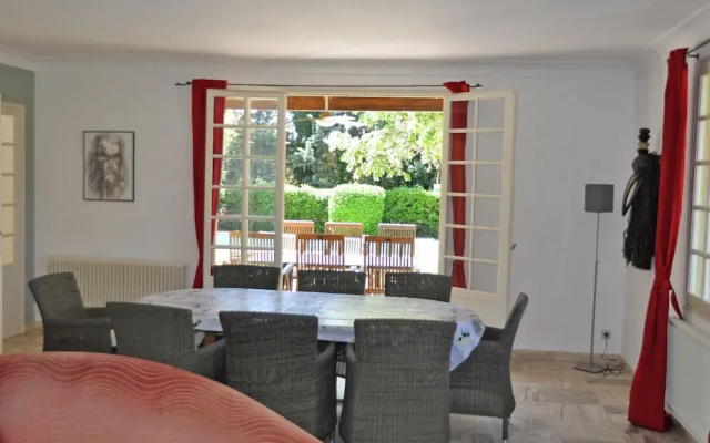 Spacious Villa in Saze with Private Terrace