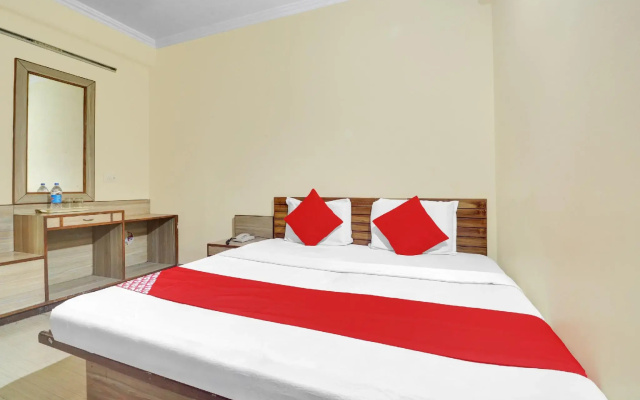 OYO Flagship 83742 Hotel India Pride