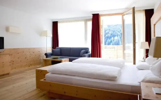 Alpine Hotel Ciasa Lara