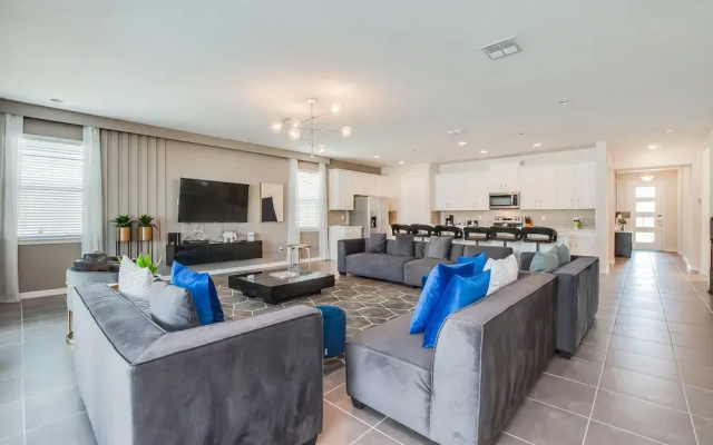1552 Nassau Point Trail