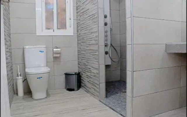 Bungalow La Roa V, con piscina compartida