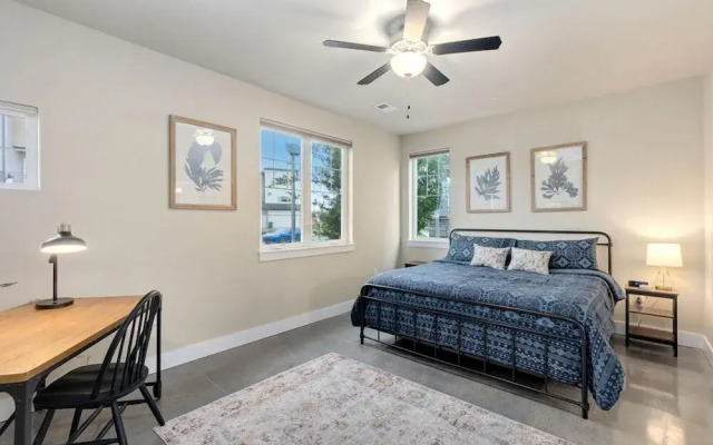 Exceptional Solar Powered Home near Old Town!
