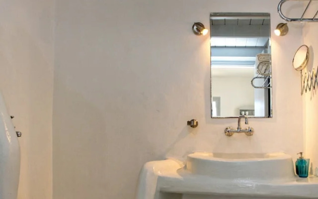Violet House Agios Sostis