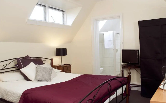 The Mews Motel