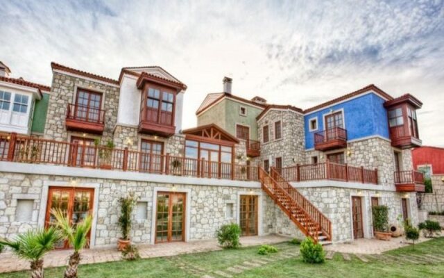 Отель Alaçati Kapari Otel - Special Class Чешме вид на фасад