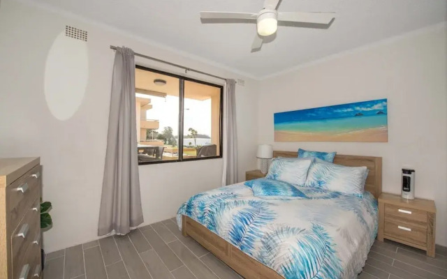 Bay Village 2 - Shoal Bay