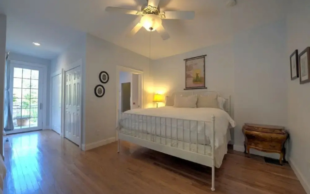 Lake Serenity - 6 Br Home