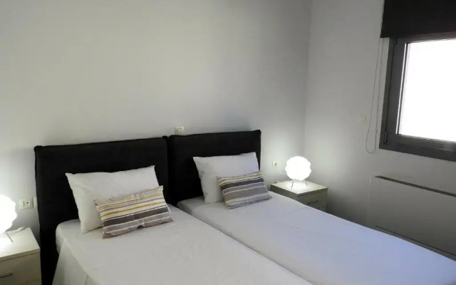 Previllage RED Apartment