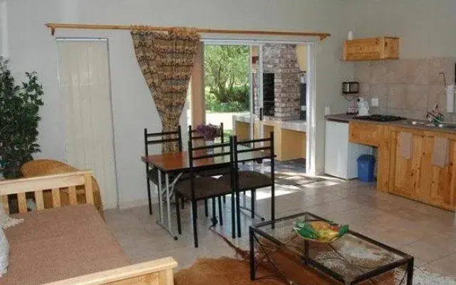 101 Oudtshoorn Holiday Accommodation