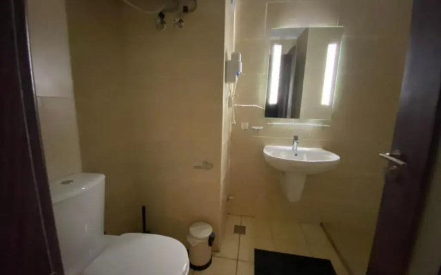 Awesome Pool View Studio in Al Dau Heights