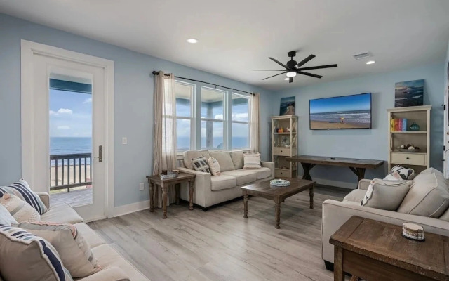 Oceanfront Manor 4 Bedroom Home