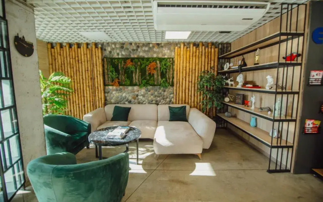 Loveliest Studio in Batumi with Terrace