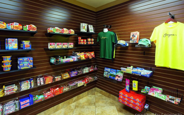 La Quinta Inn & Suites By Wyndham Eugene