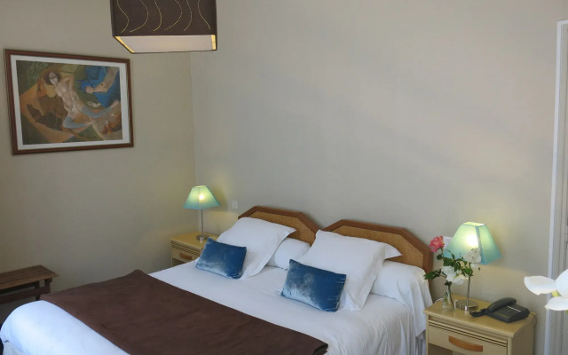Hotel Moderna