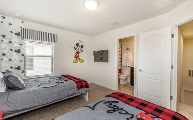 Large Villa W/private Pool & Game Room! Waterpark