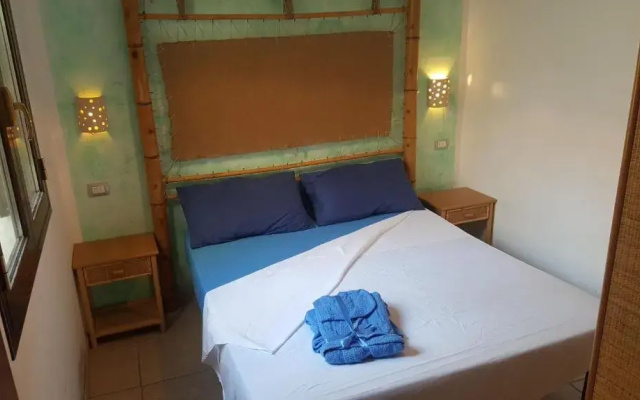 Bilocale 50 Mt. Dalla Spiaggia 27