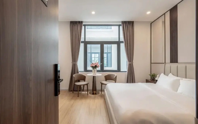 Luxury Apartment Manhattan Grand Park