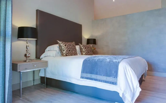 The Jordan Suites