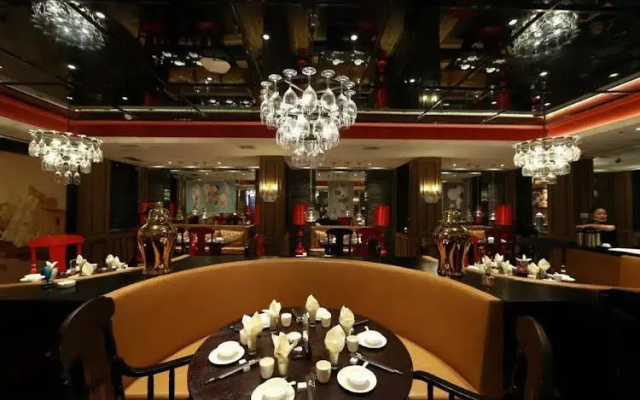 Yangluo Happy Year Hotel