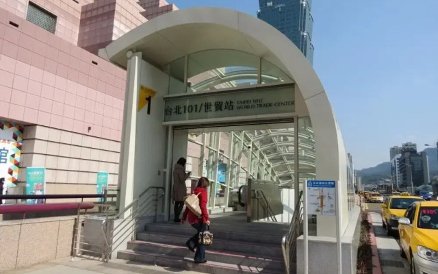 Yourcity Warm Nest - Taipei 101 and Big Dome Large Space & Sleeps 8 people