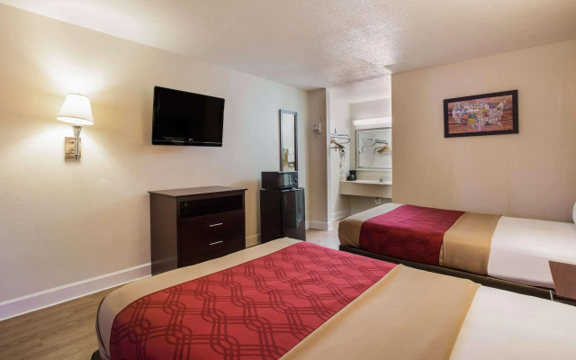 Red Roof Inn Tifton