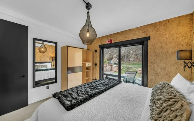 Canyon Casitas at Zion
