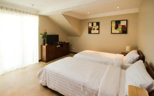 Nam Bo villa by Lofty