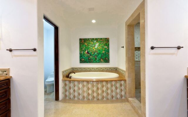 Отель Hacienda Beach 3 Bdrm. Includes Cook Service for Bkfast & Lunch...best Deal in Hacienda! Кабо-Сан-Лукас