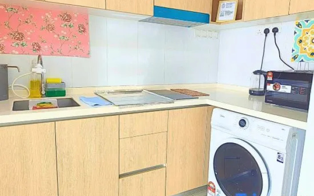 Cozy SouthPlace Suite, Sleeps 1–5, Wi-Fi #MS1
