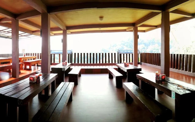 Senaru Lodge