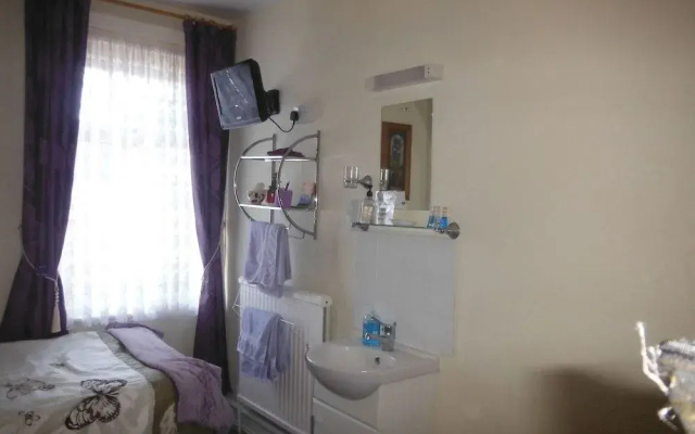 Balmoral Guest House