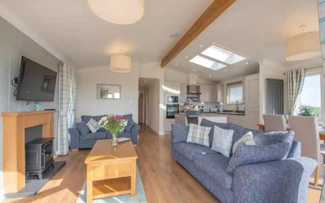 2 Bedroom Sleeps 4 Lodge-smart Tv-hot Tub-dogs Ok